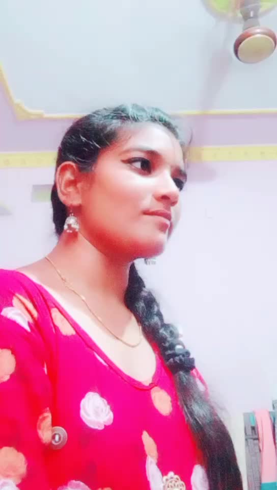 @geethu- selfie33