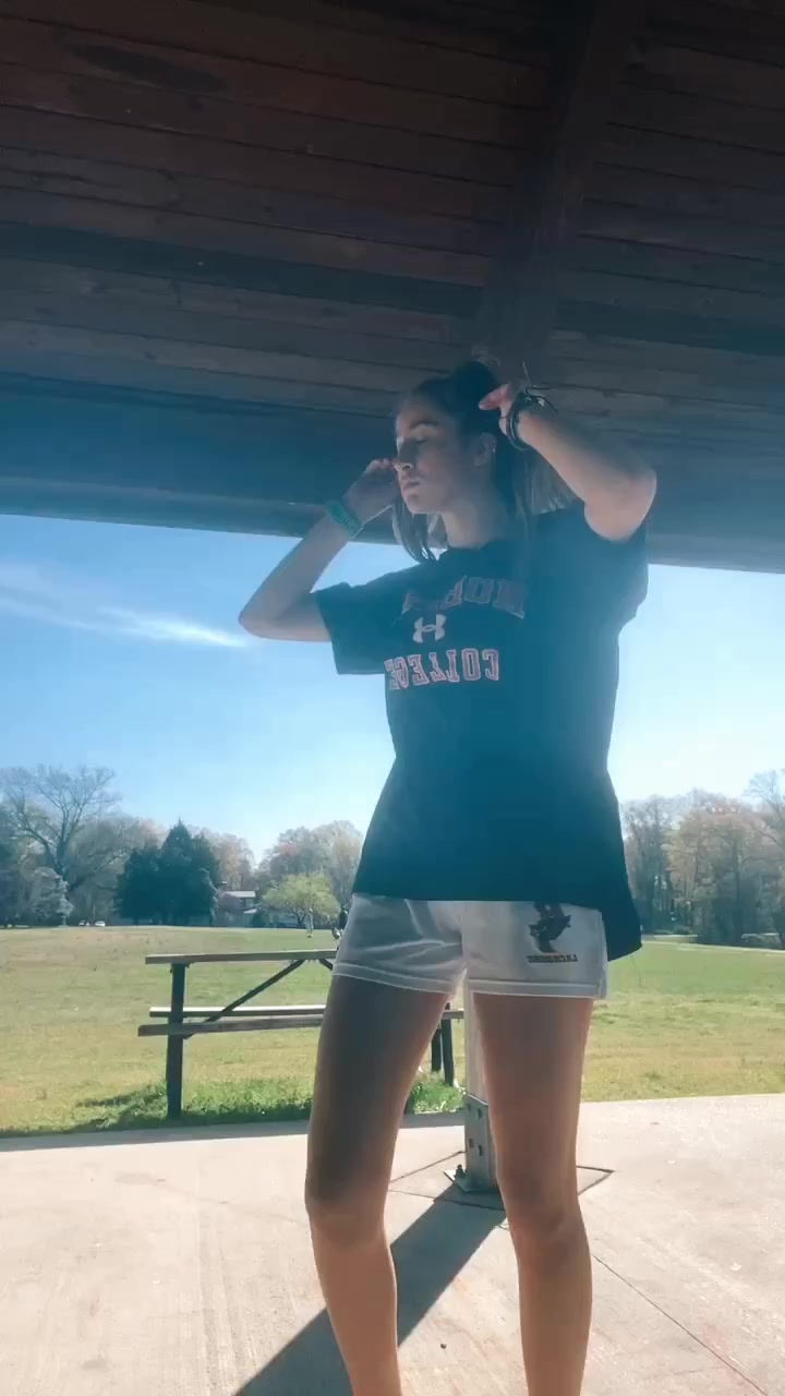 @bella.rostron