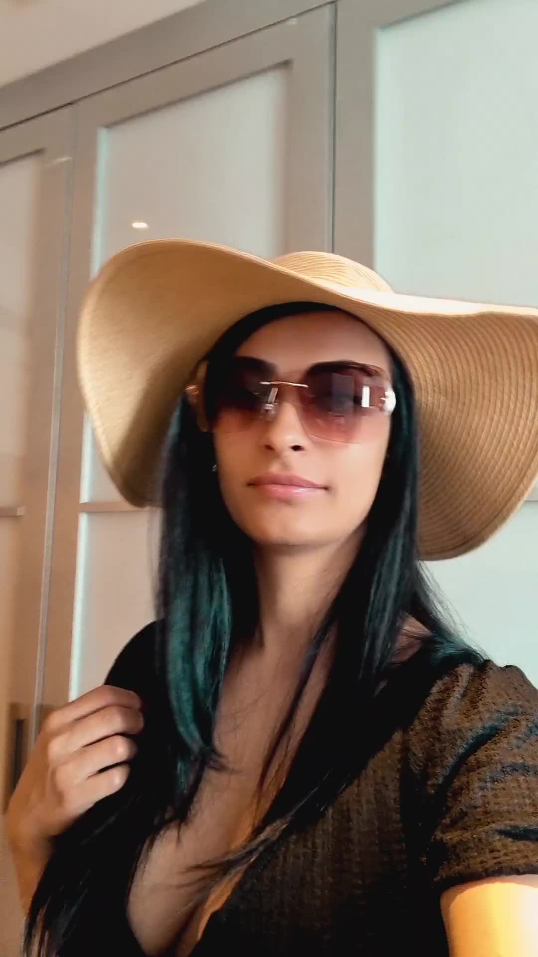 @Larisa Adina