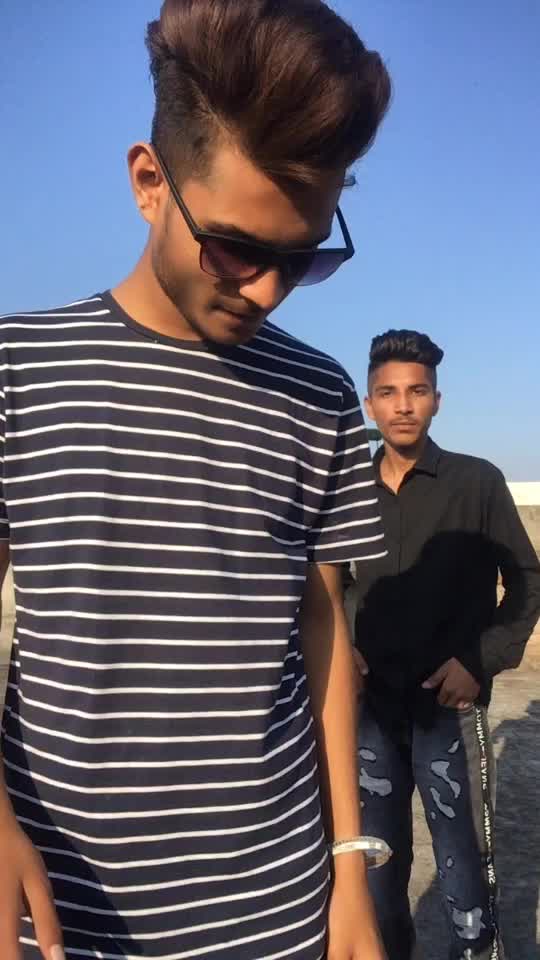 @🙂