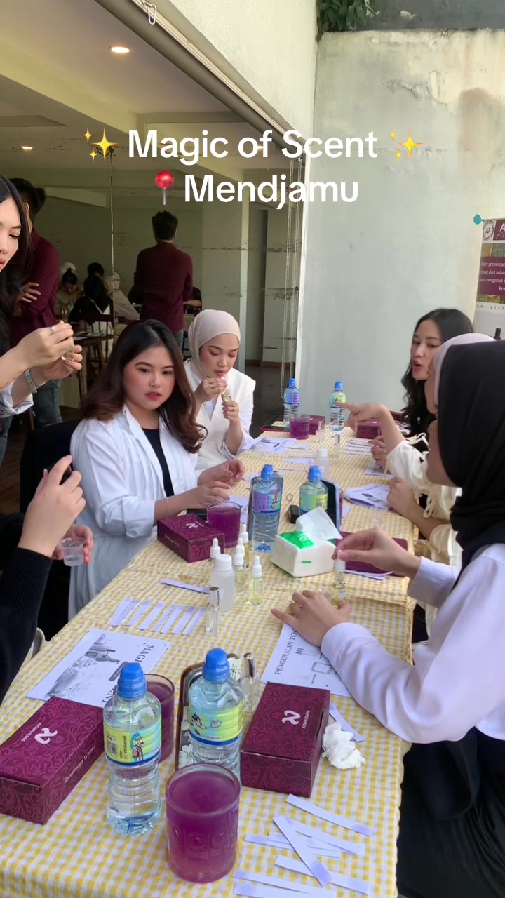 @Aisha V-Care