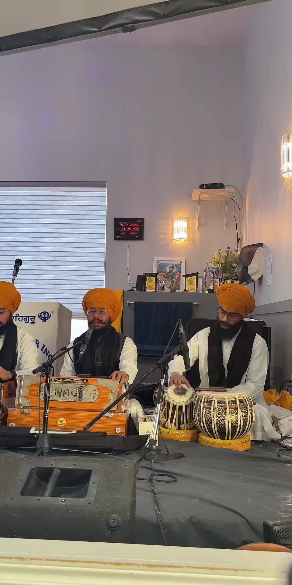 @Brar Davinder