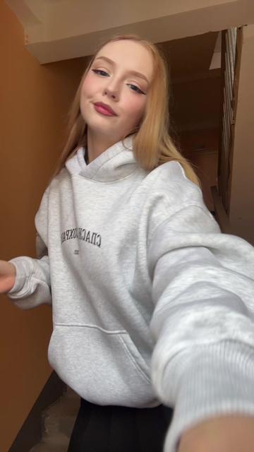 @Николь 🐰