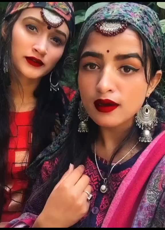 @Kriti Sharma
