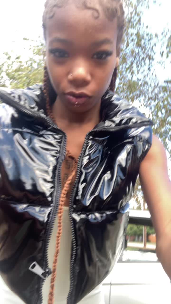 @NicierraRoyal