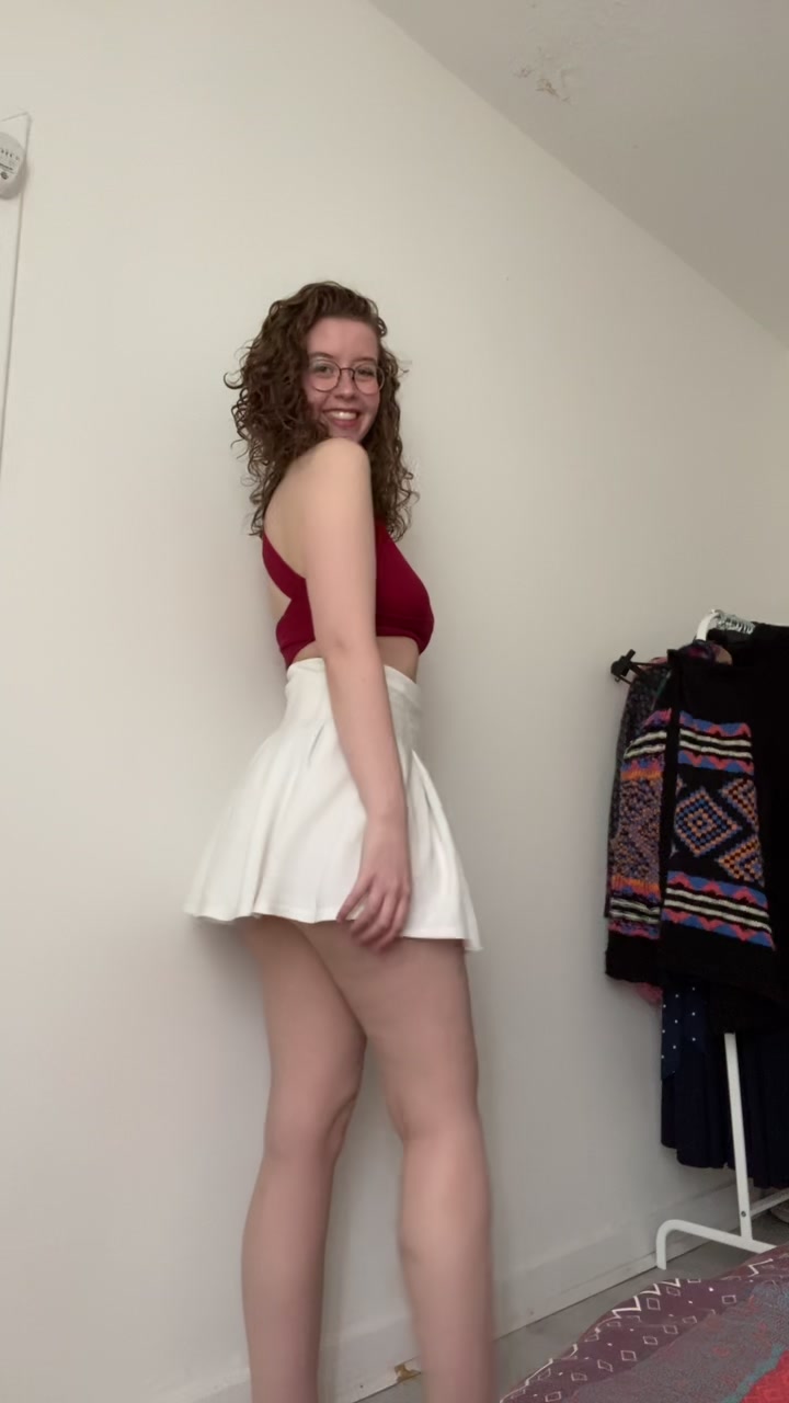 @curlyirishgal