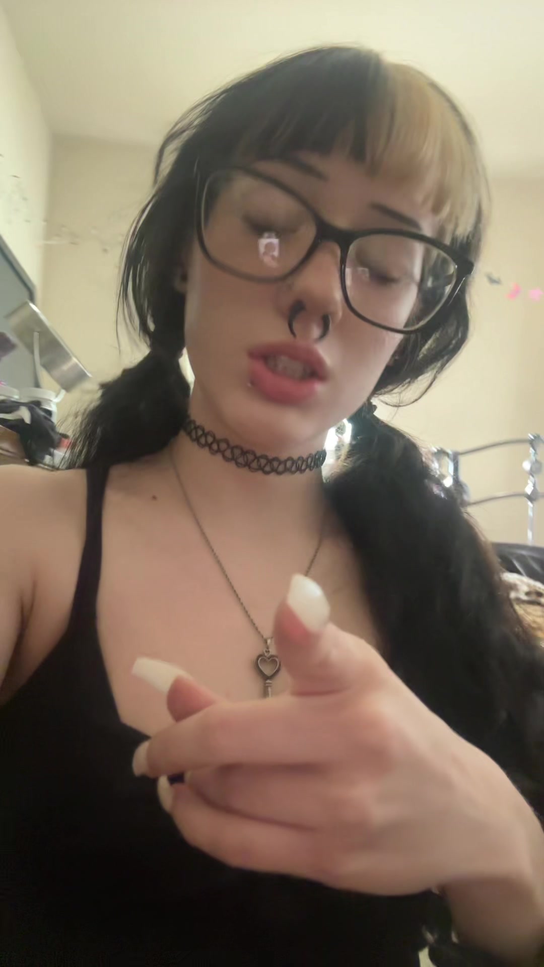 @videovixen