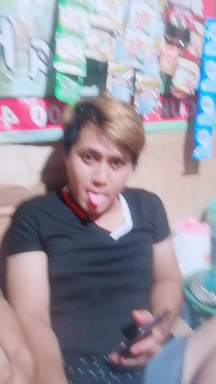 @vanmoe
