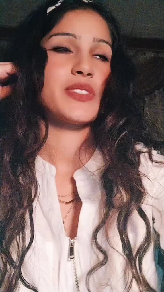@simi_horvathova
