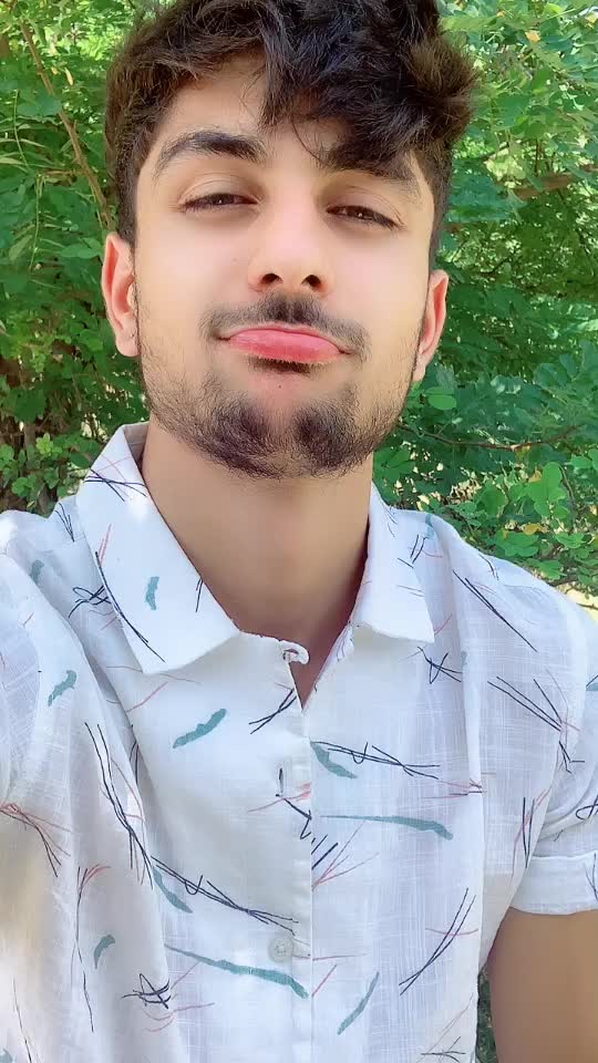 @FAiZU 👑
