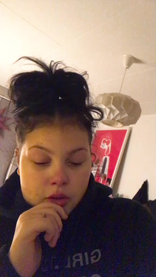 @r&ouml;vvvvosri&ouml;st😚💦👅