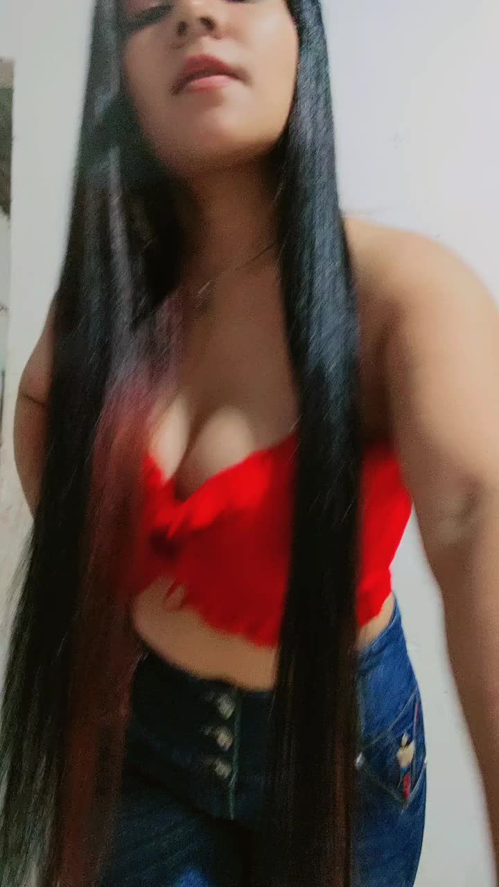 @Mary 🪽🖤