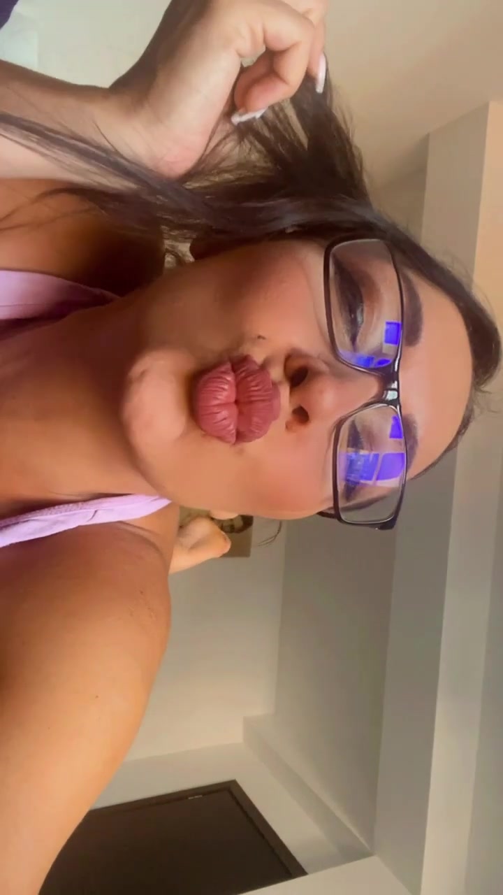 @Ada 🖤