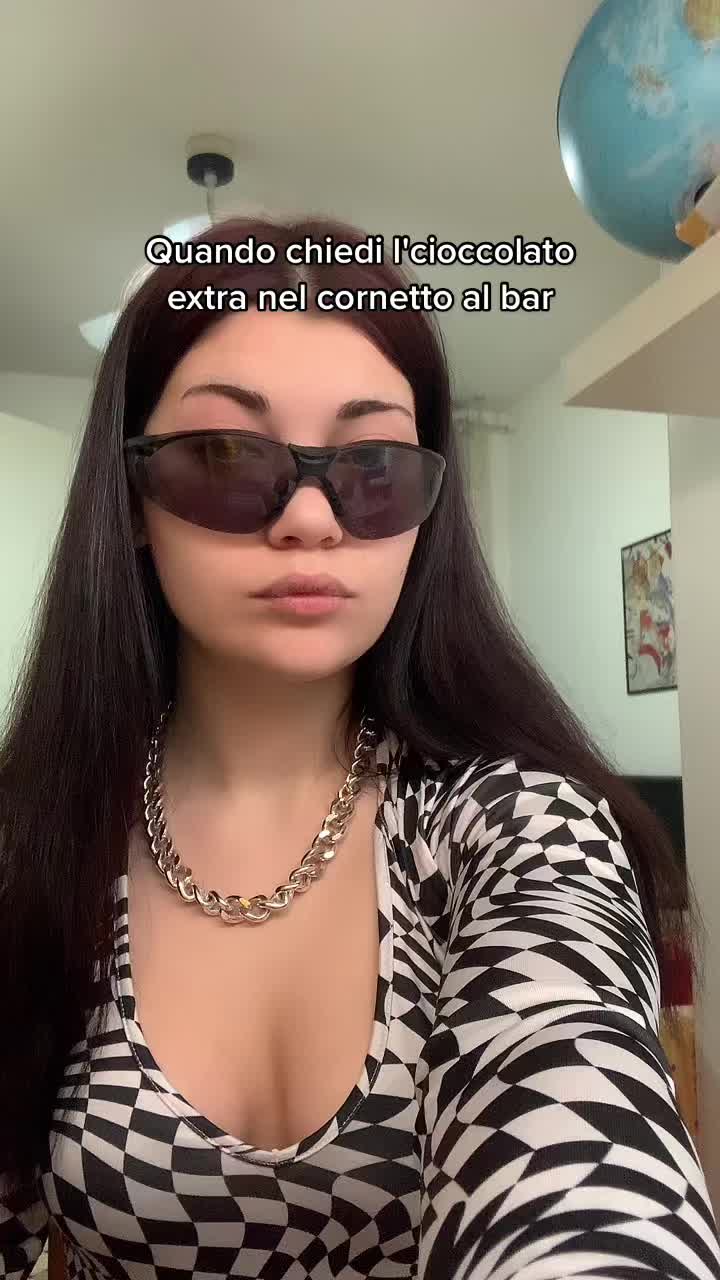 @Valeriasoloperto