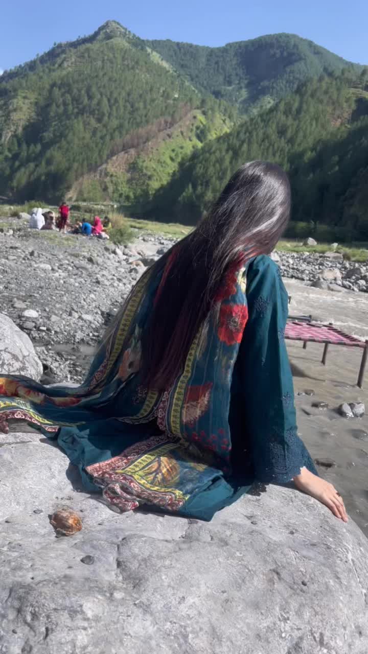 @Minahil🥀