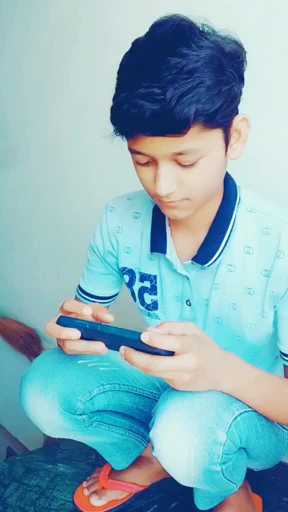 @Åkhíl Rãjpüt ( CHiKU