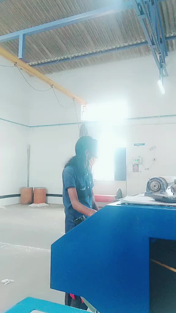 @ropa keta ponnu jasi