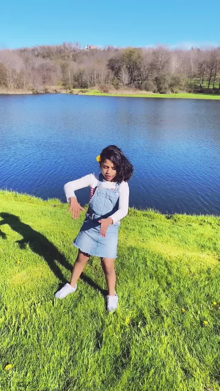 @user795642312729