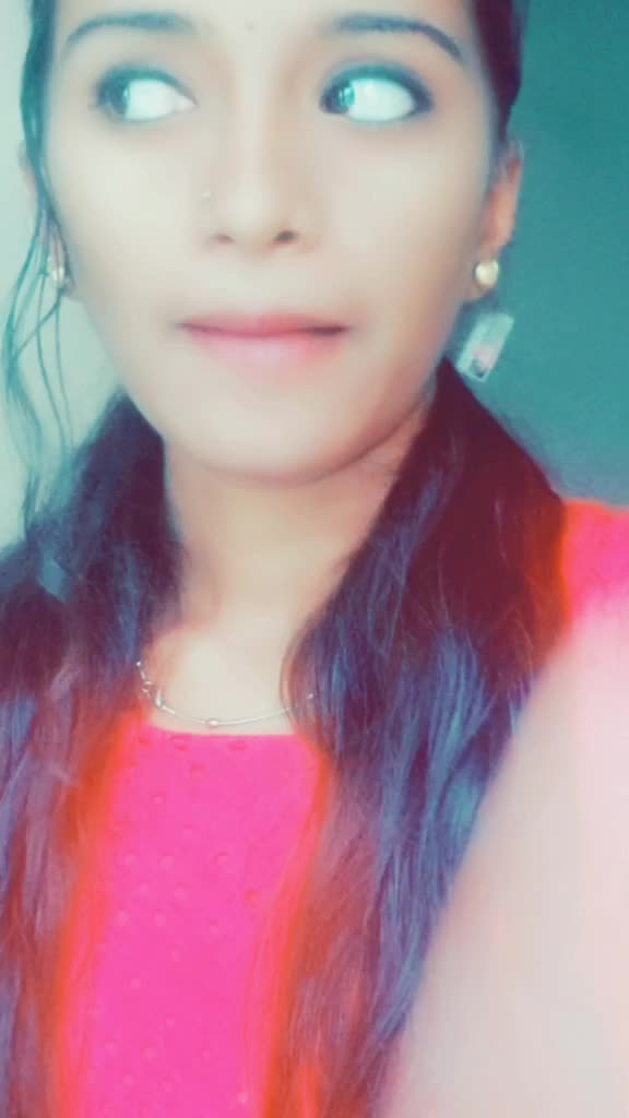 @👑Divya 👑