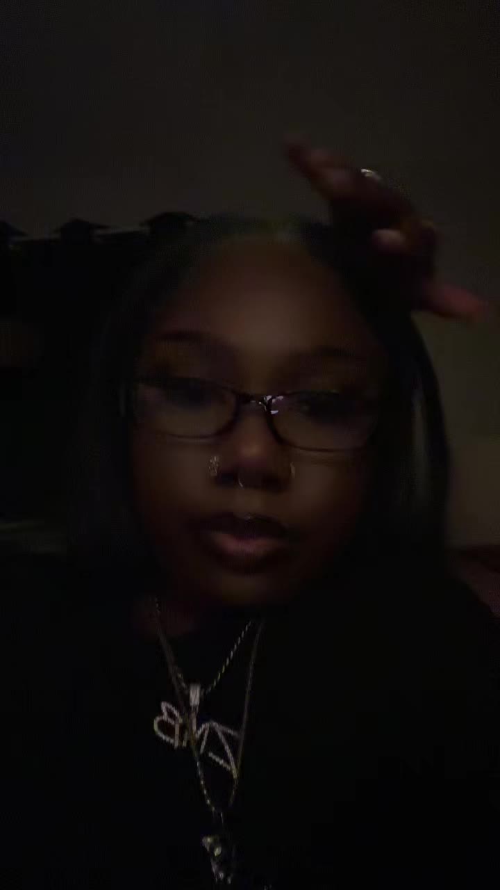 @🫶🏾