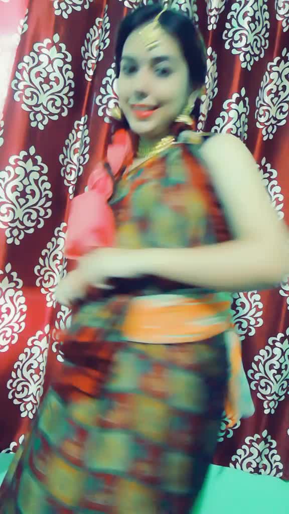 @Miss_nidhi _bhatt