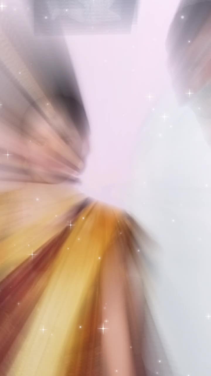 @Qùéèñ_öf_hêłł