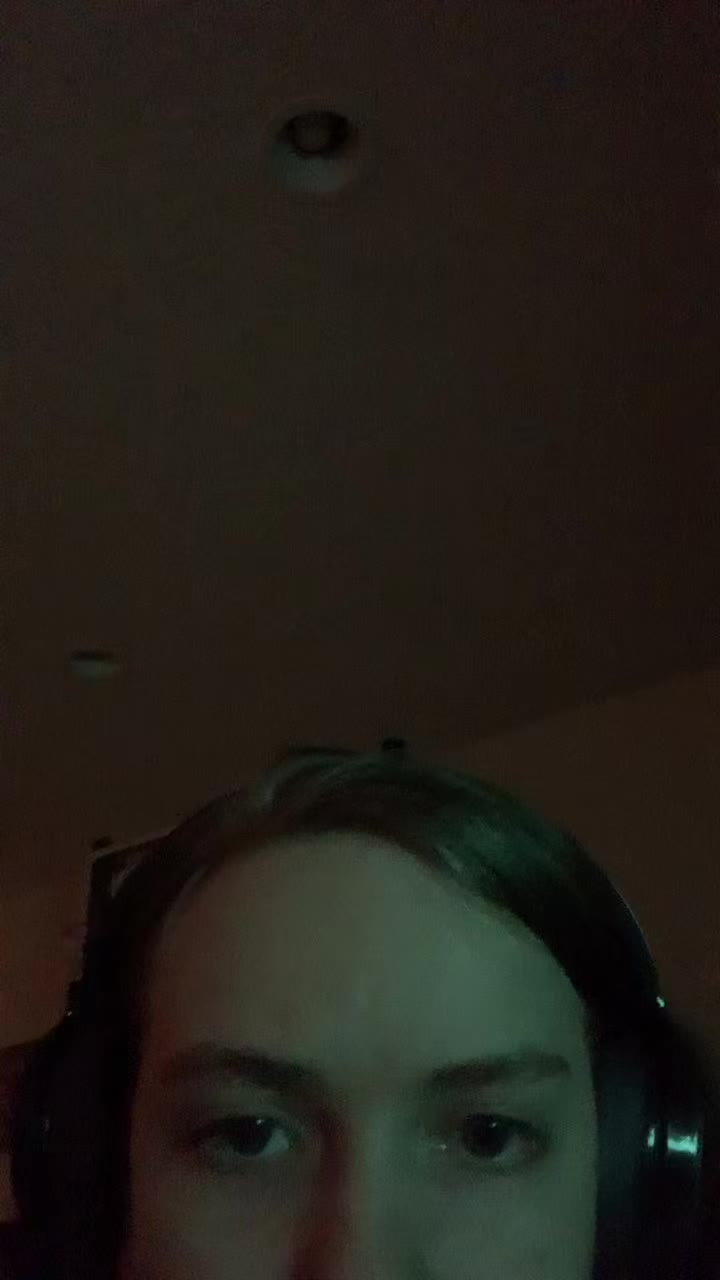 @Mossy_gorl