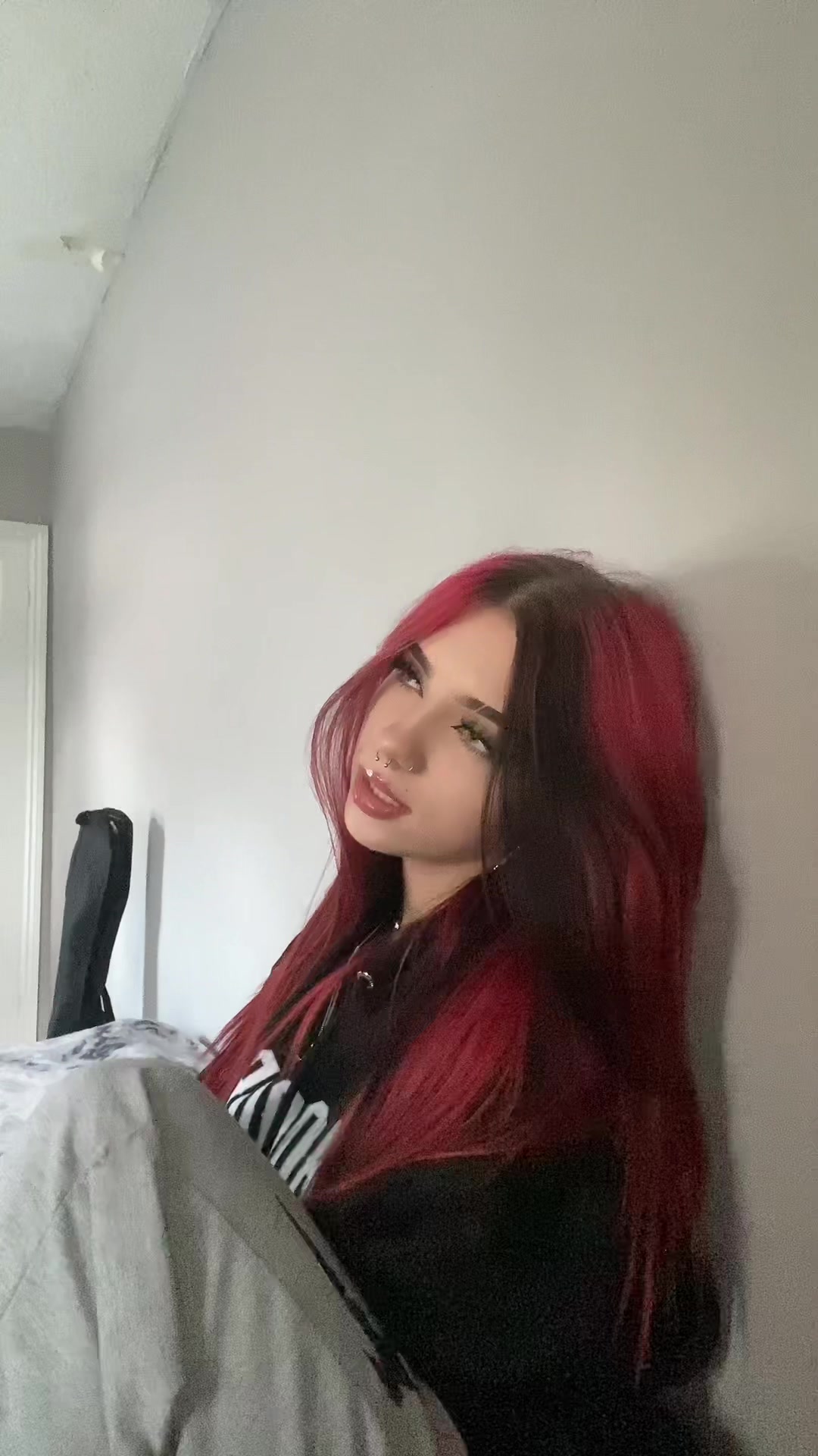@_ronira