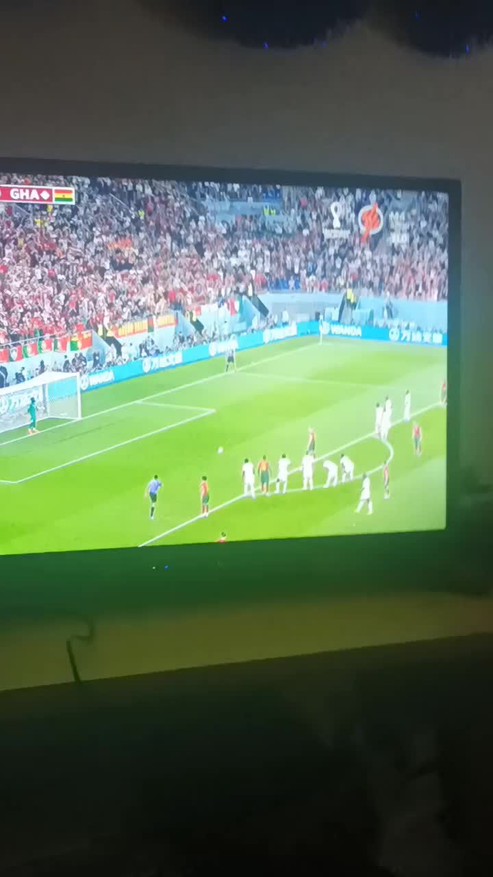 @K&aacute;roly