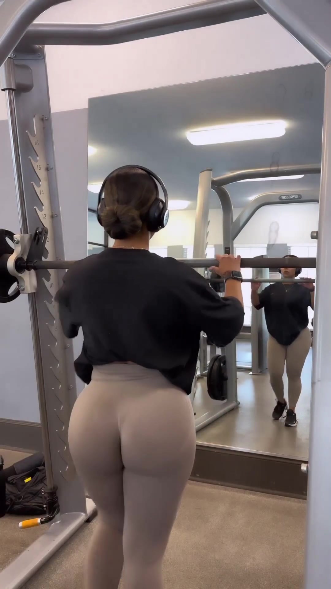 @LaChicaFitness