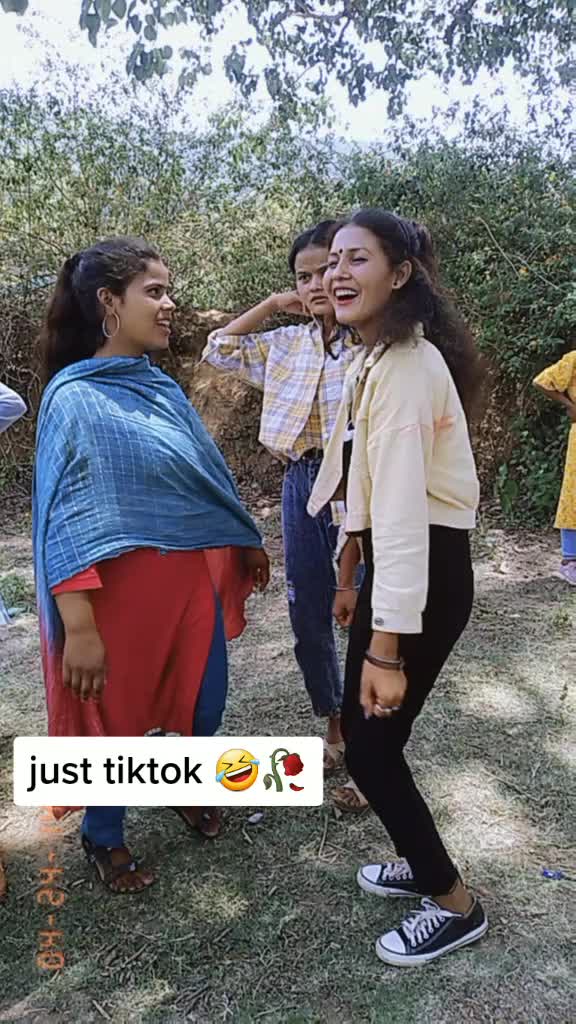 @it's. me Beenu🦋🖤🌻