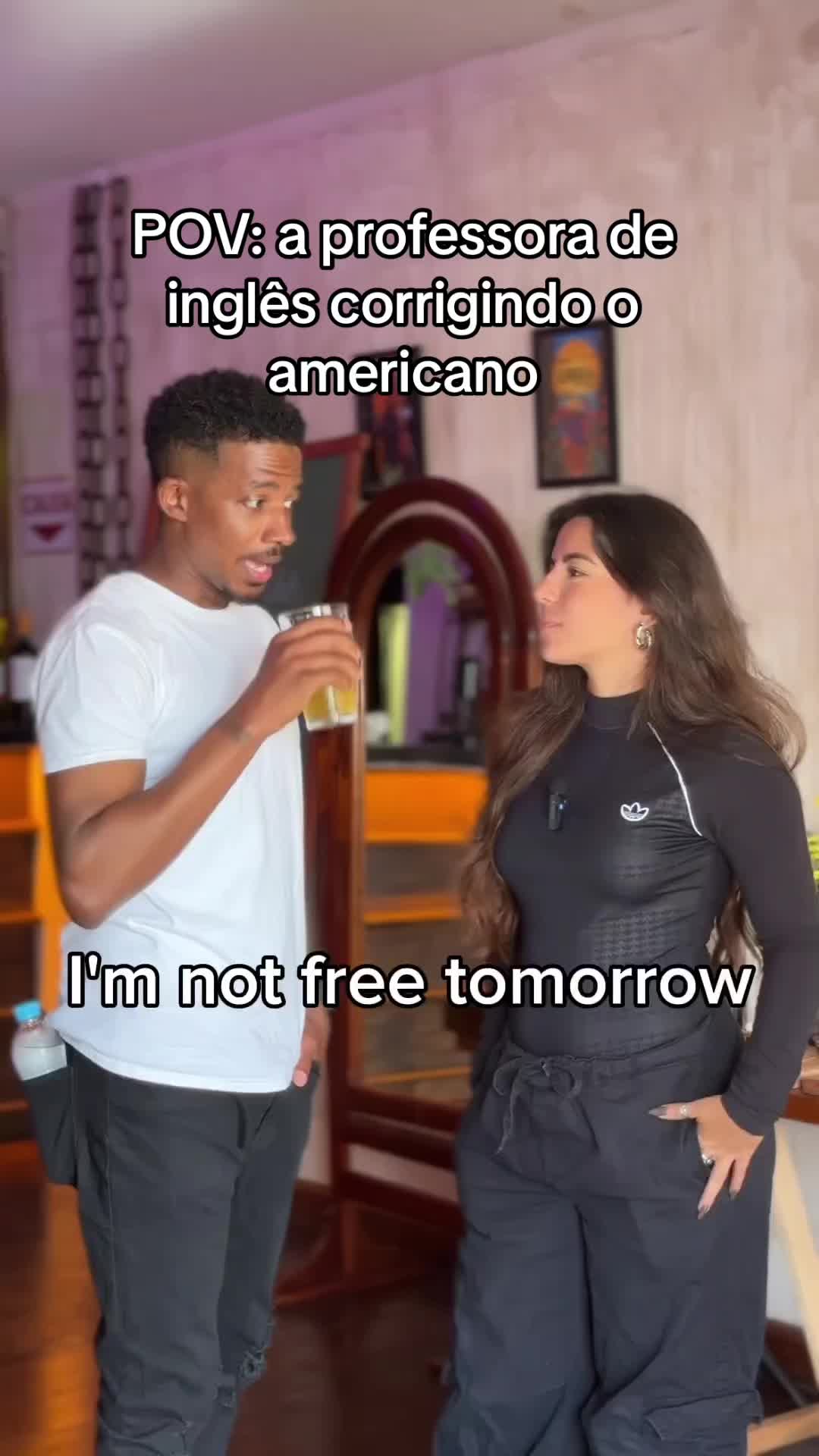 @Lara Tavares - Ingl&ecirc;s online