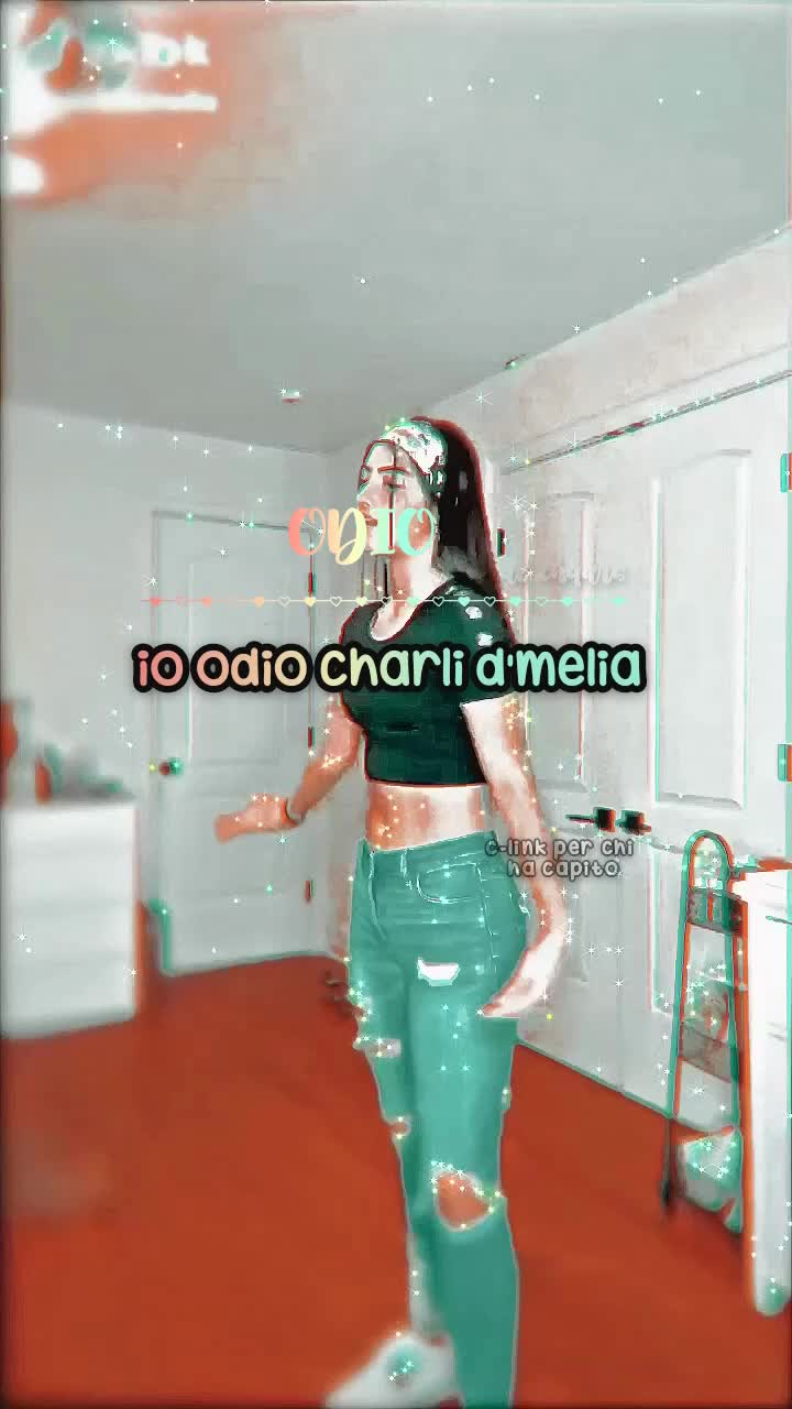 @CHARLI FOLLO ME!