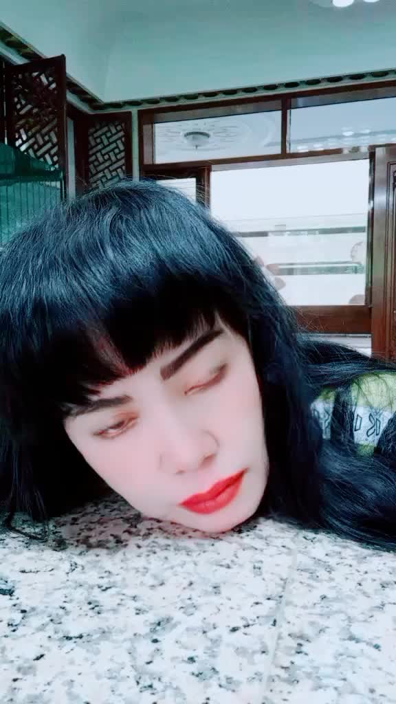 @Silvia