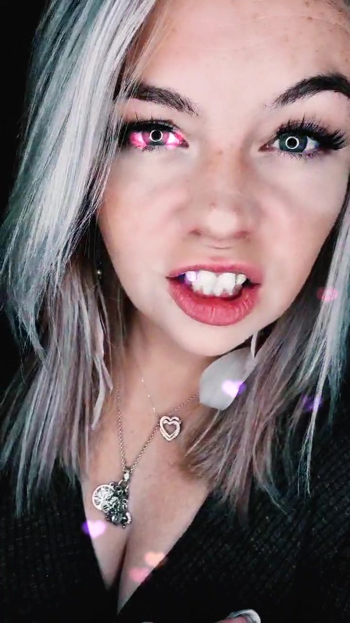 @_chaos_queen205👑