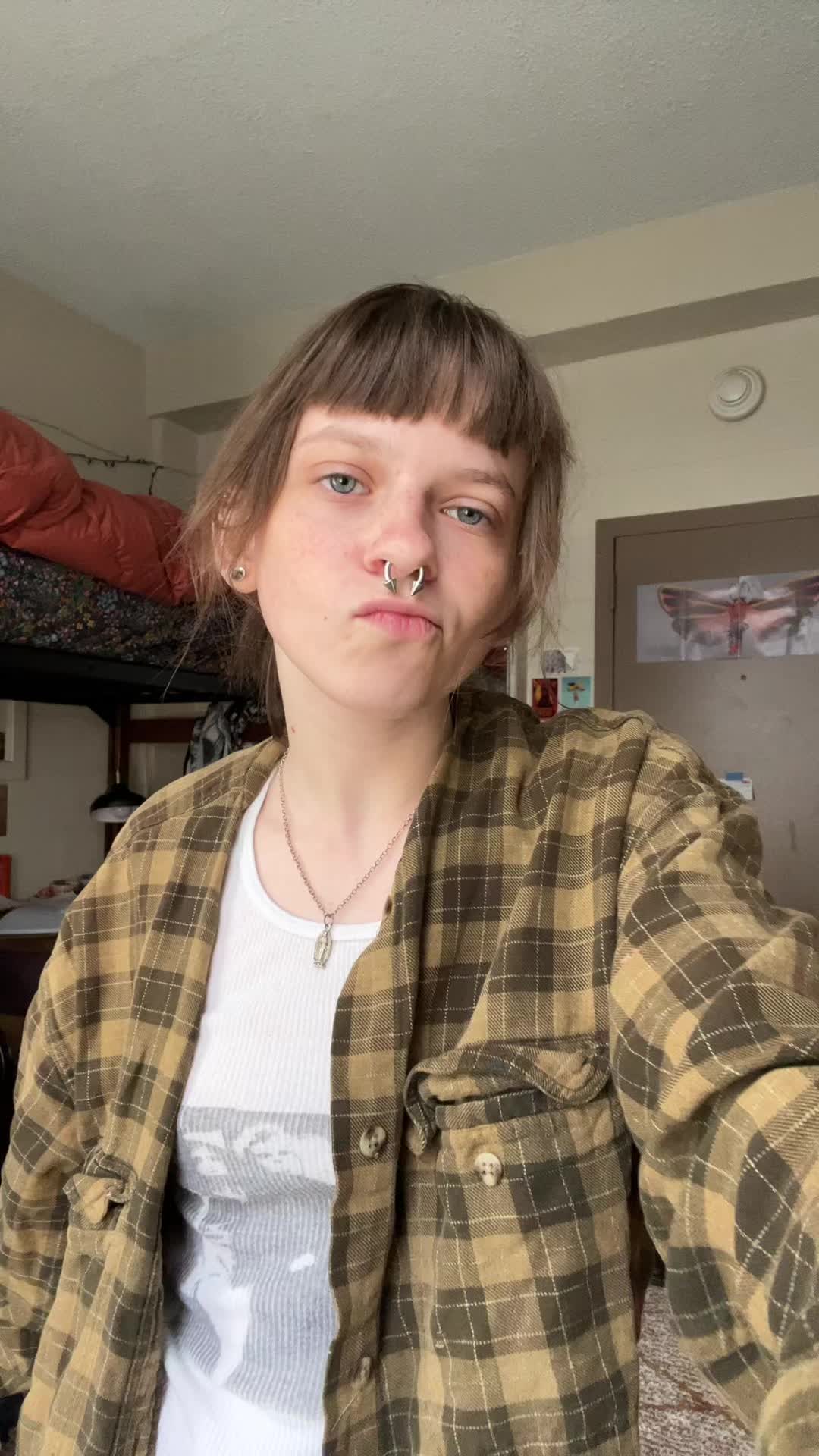@greta🦇