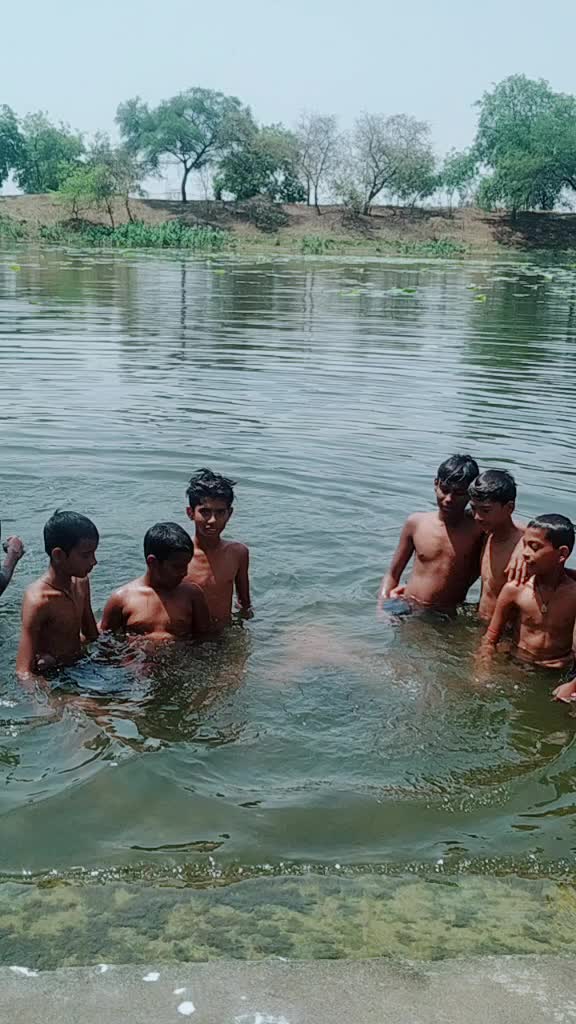 @vashupandit365