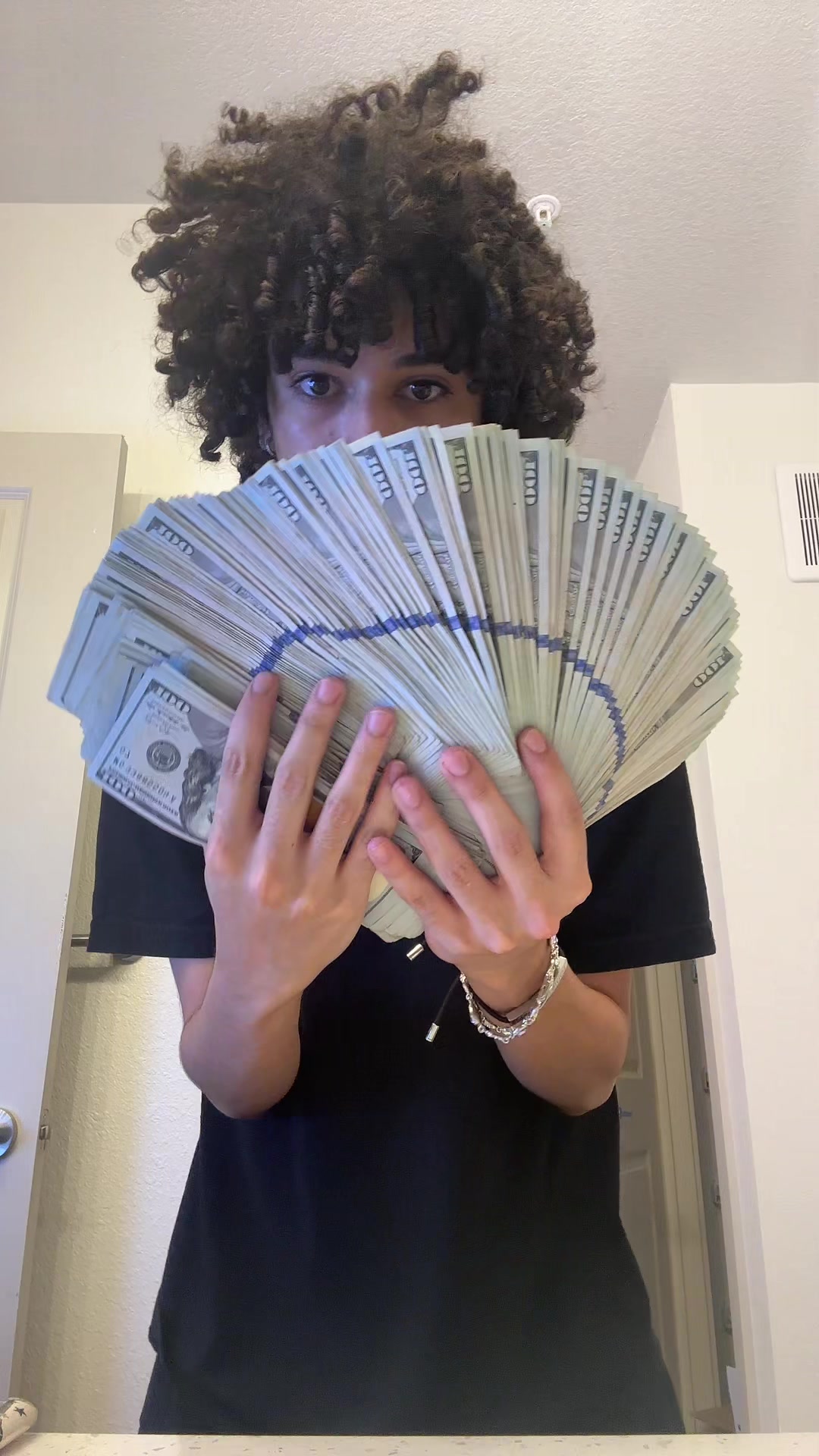 @yau
