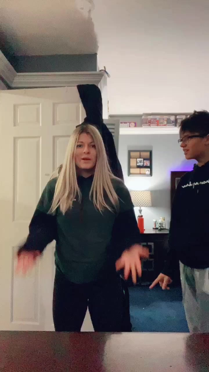 @chelsie_brozowski