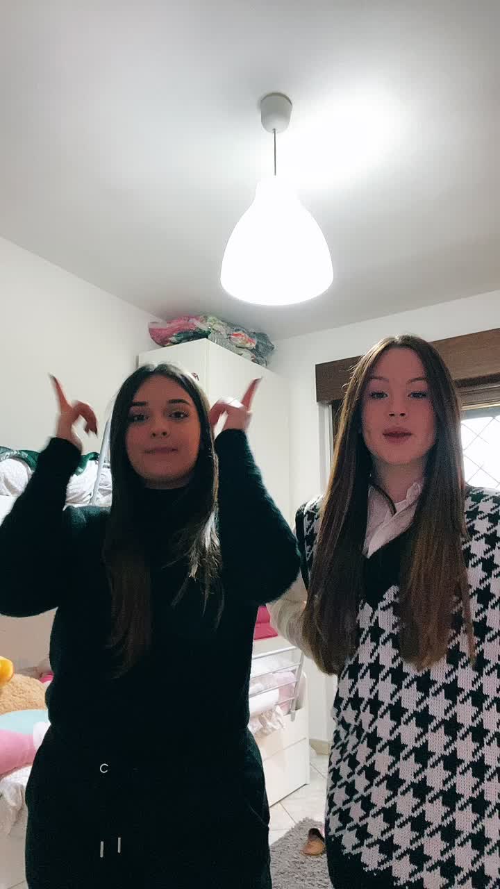 @evelynbasilee