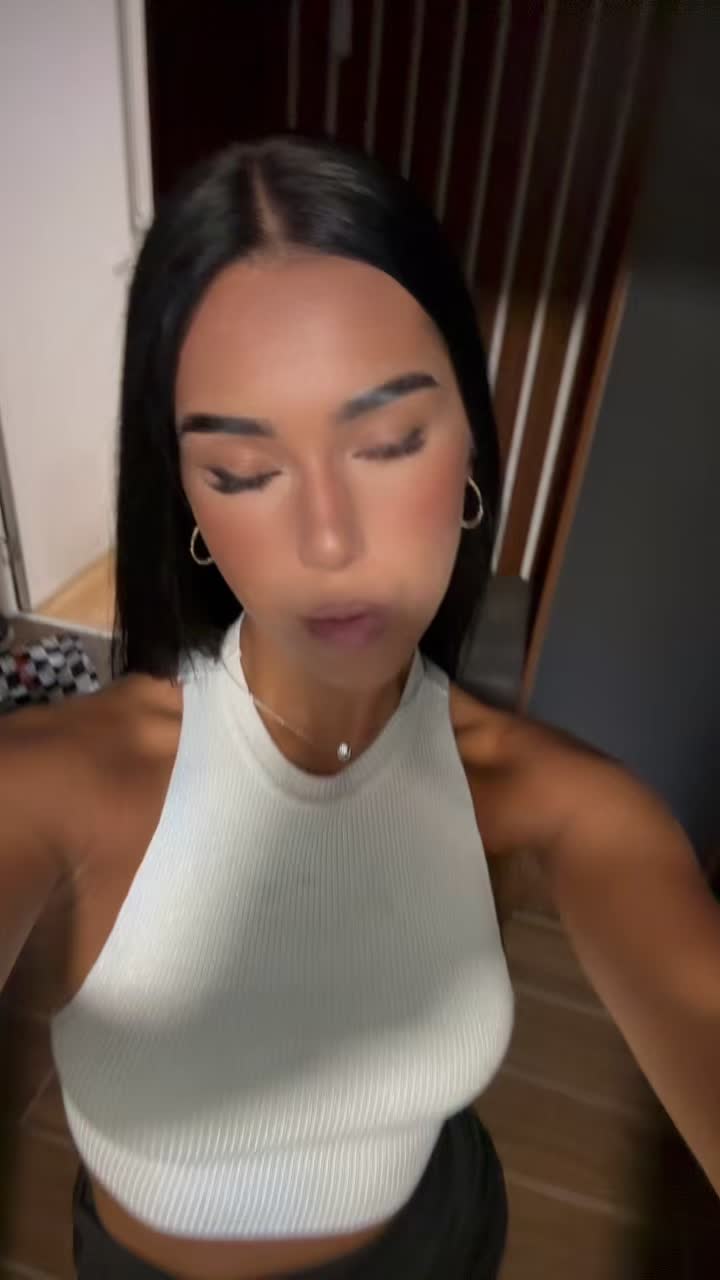 @ᴀɴᴀ