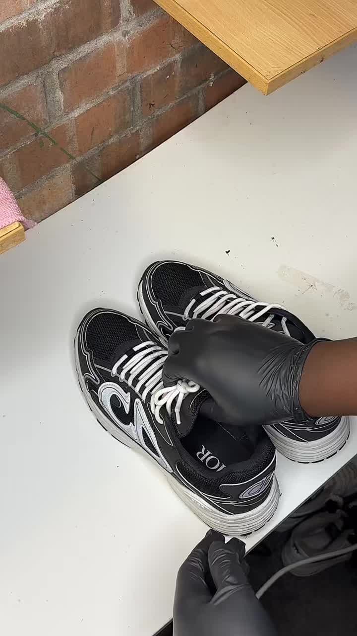 @Step Clean👟🧽