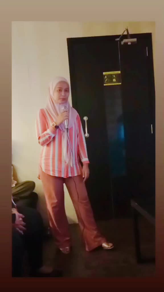 @mekka_elicka