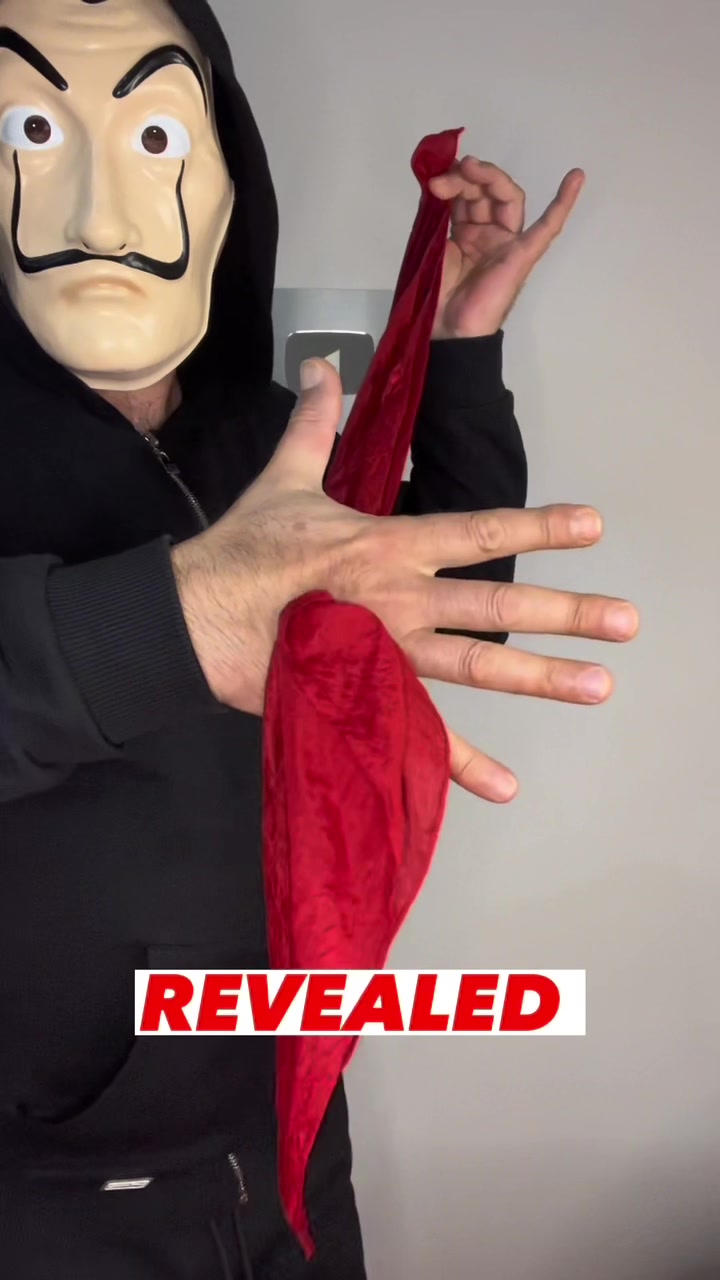 @The Mask Magician