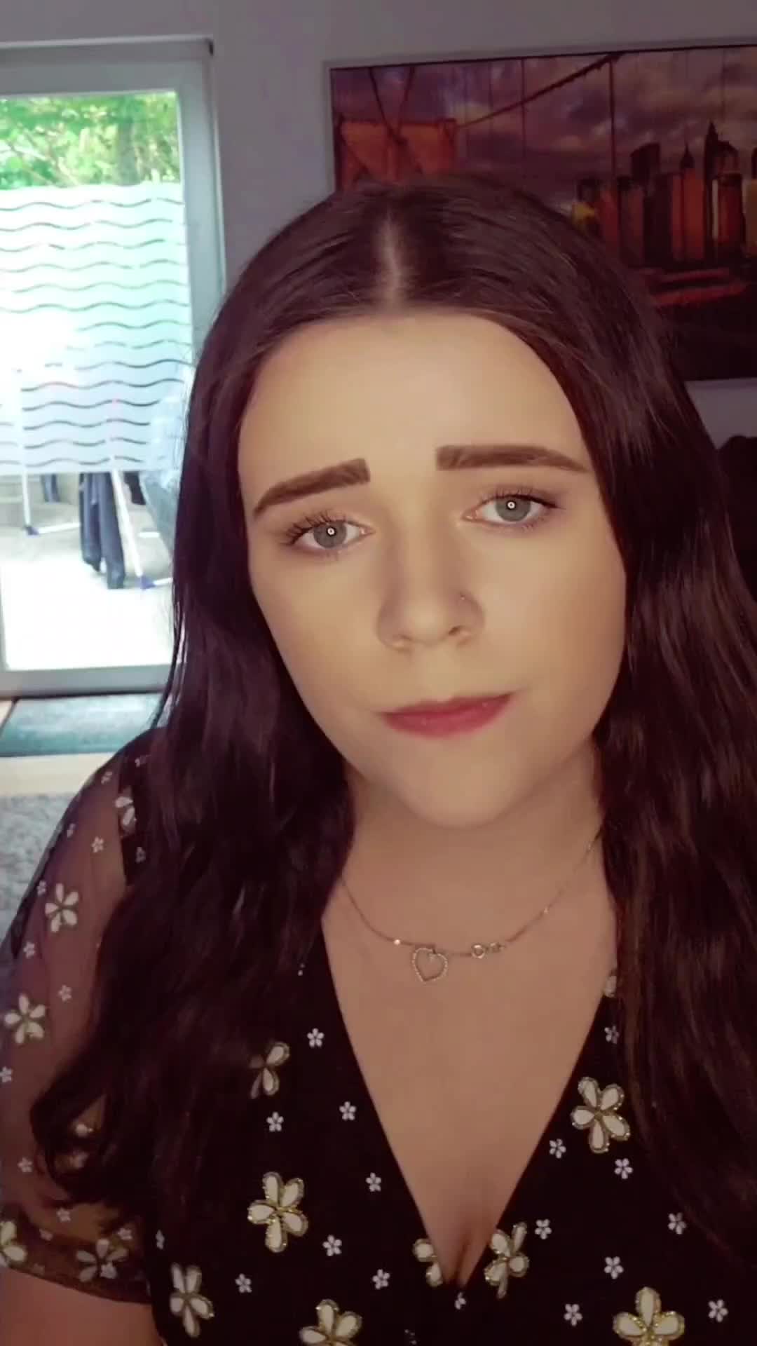 @Janine_lala