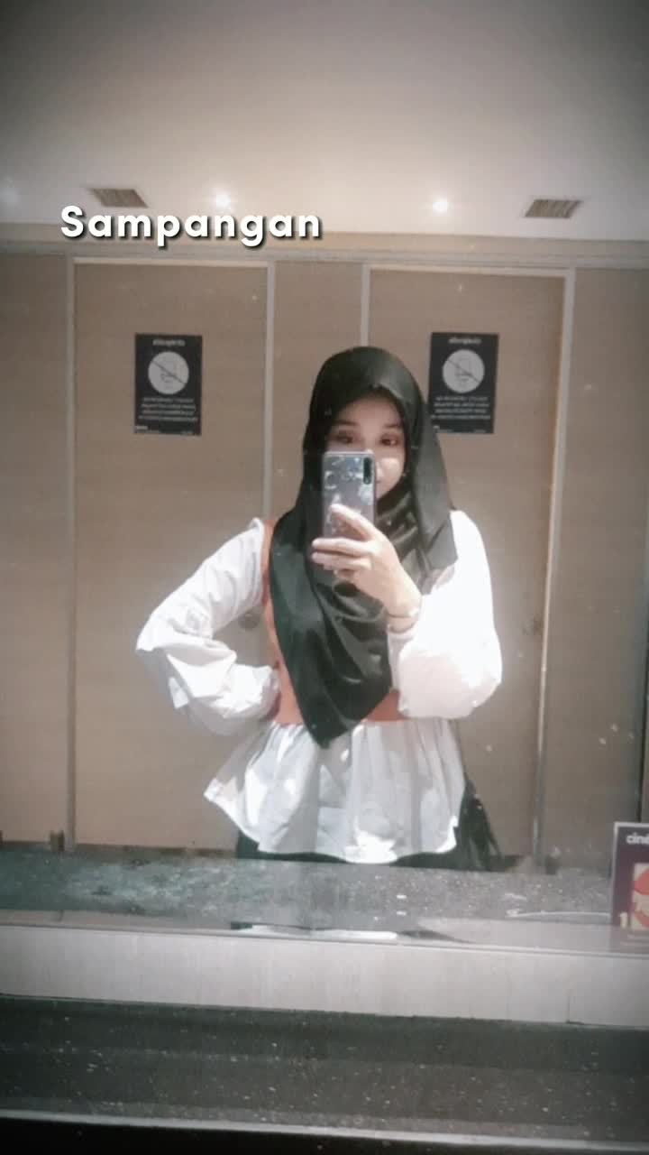 @🦋
