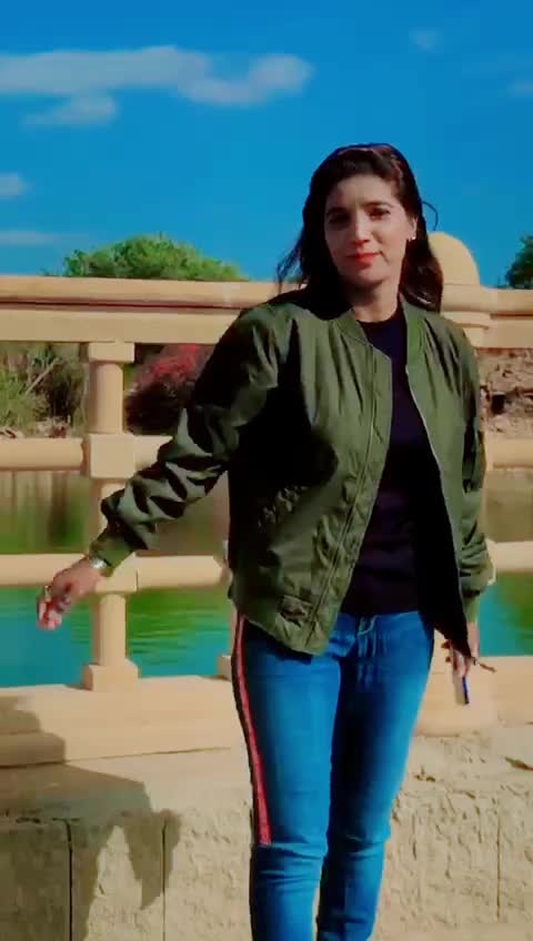 @aishakhan878