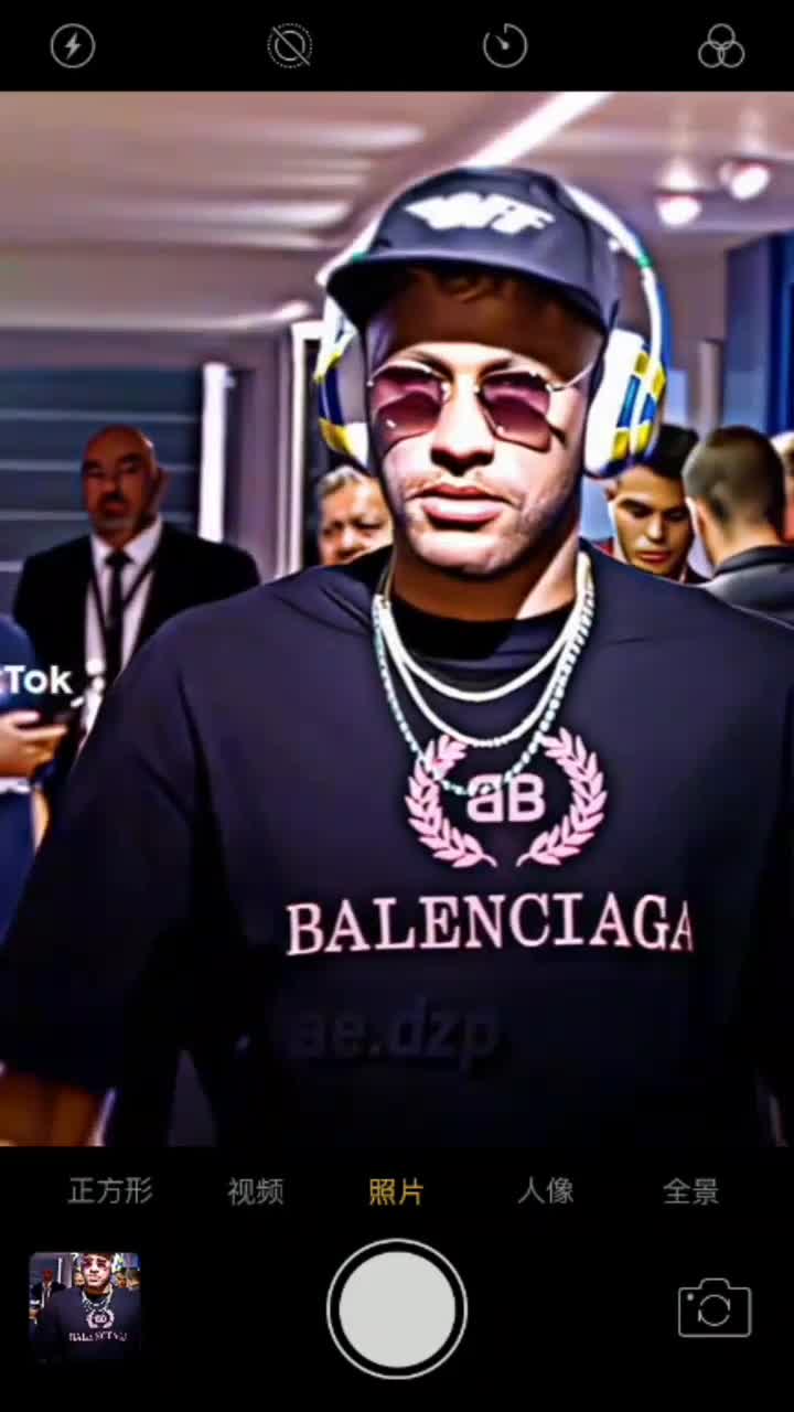 @10,✋😛🤚