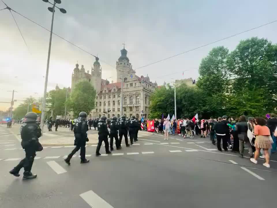@Antifa.world.161