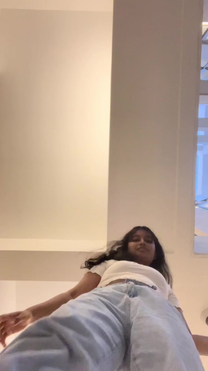 @mitunasree 🥀👩&zwj;❤️&zwj;💋&zwj;👩